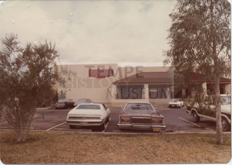 Habitat, 2126 West 7th Street, Tempe, Arizona
