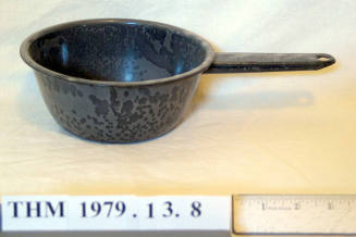 Enameled saucepan