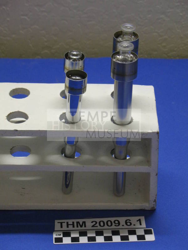 Syringe Holder with Sterilized Cases