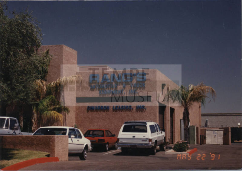 Rang's Automotive & Truck Equipment, Inc., 1444 West 10th Place, Tempe, Arizona