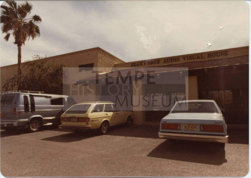 Jean & Trox Audio Visual House, 1635 West 12th Place, Tempe, Arizona