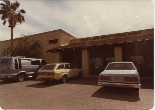 Jean & Trox Audio Visual House, 1635 West 12th Place, Tempe, Arizona