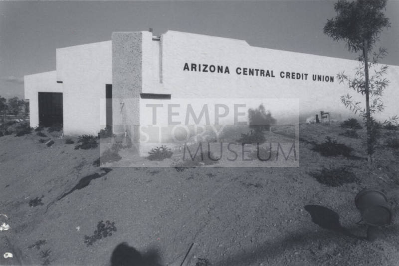 Arizona Central Credit Union - 1011 South McClintock Drive, Tempe, Arizona