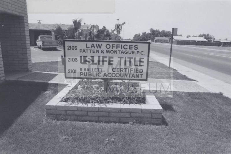 Robert Hallet Public Accountant - 2101 South McClintock Drive, Tempe, Arizona
