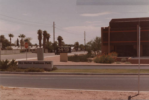 Sky Harbor Business Park, 1415 West 3rd Street, Tempe, Arizona