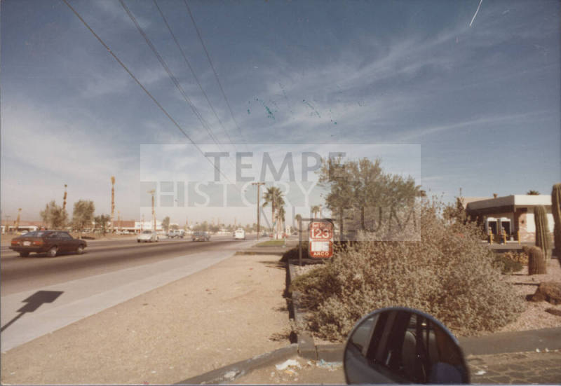 Paul & Carl's Arco Gas & Service Station - 3233 South McClintock Drive, Tempe, A