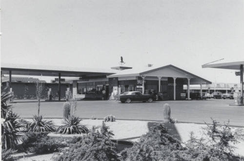 Paul & Carl's Arco Gas & Service Station - 3233 South McClintock Drive, Tempe, A