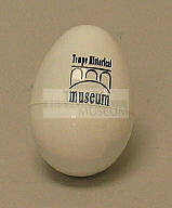 silly putty w/egg container