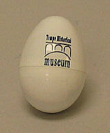 silly putty w/egg container