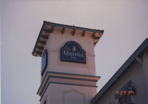 La Quinta Inn, 911 South 48th Street, Tempe, Arizona