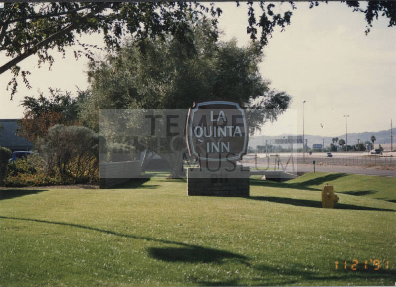 La Quinta Inn, 911 South 48th Street, Tempe, Arizona