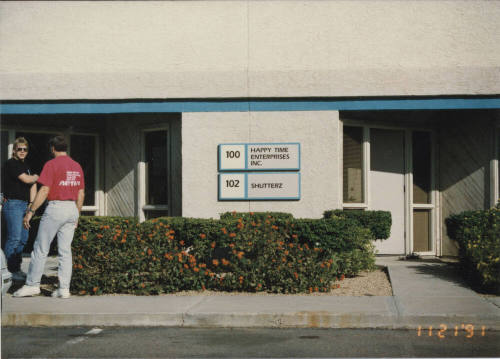 Shutterz, 943 South 48th Street, Tempe, Arizona