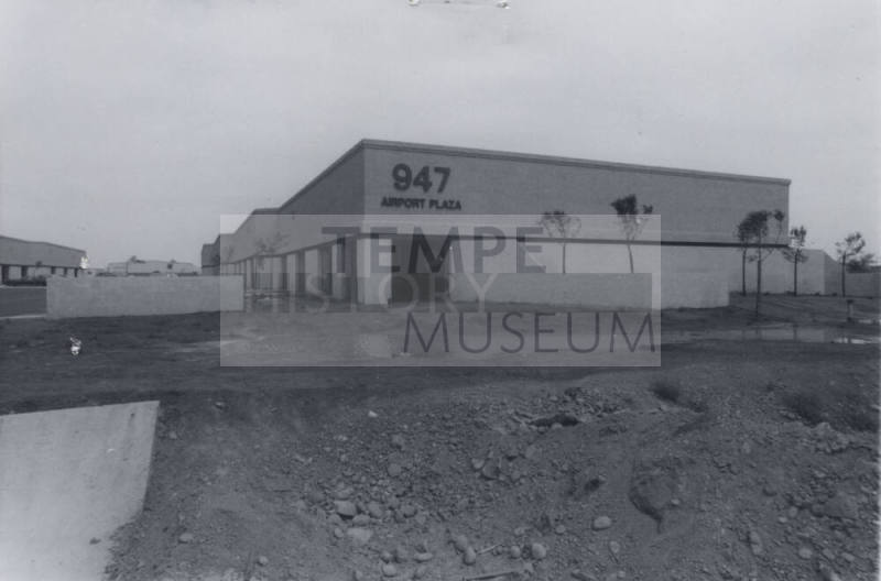 Airport Plaza, 947 South 48th Street, Tempe, Arizona