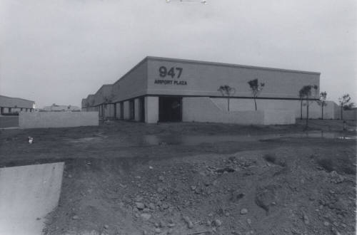 Airport Plaza, 947 South 48th Street, Tempe, Arizona