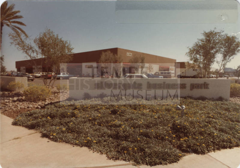 Silvergate Business Park, 801 South 52nd Street, Tempe, Arizona