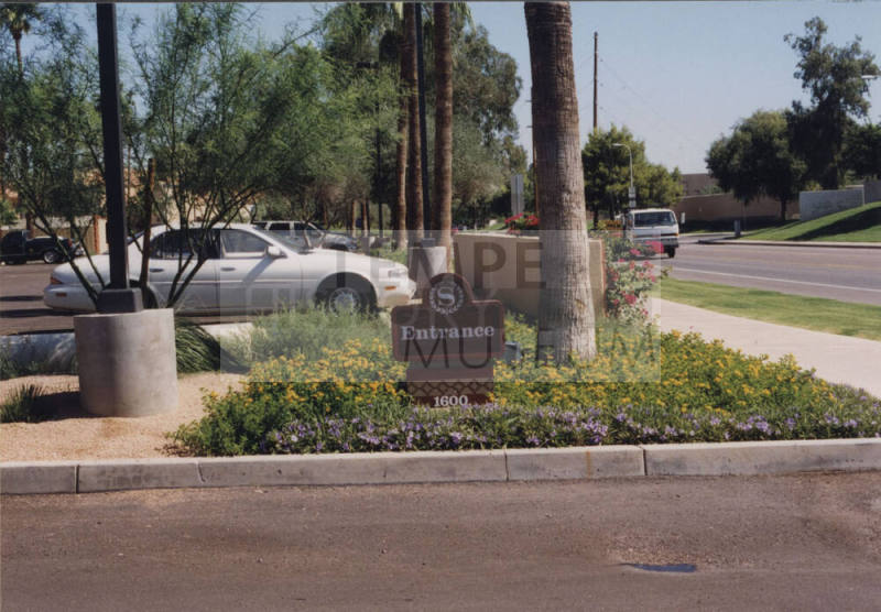 Sheraton Phoenix Airport Hotel, 1600 South 52nd Street, Tempe, Arizona