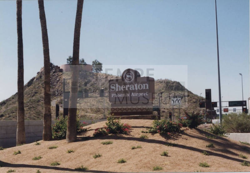 Sheraton Phoenix Airport Hotel, 1600 South 52nd Street, Tempe, Arizona