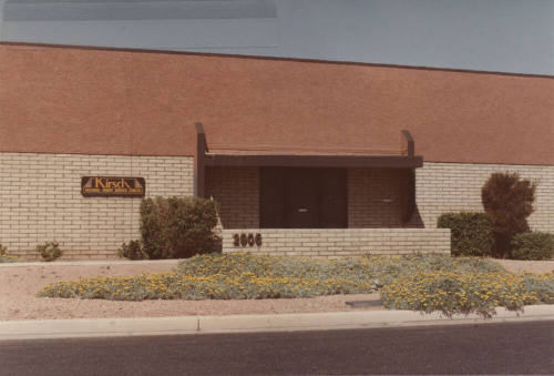 Kirsch, 2906 South 52nd Street, Tempe, Arizona