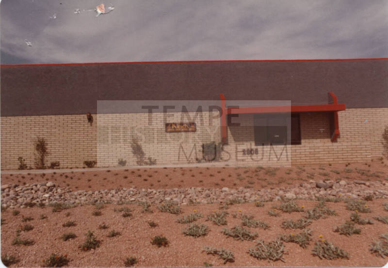Kirsch, 2906 South 52nd Street, Tempe, Arizona