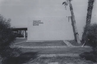 Valley National Bank - 6470 South McClintock Drive, Tempe, Arizona