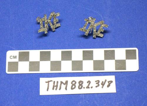 IKE Rhinestone ear rings