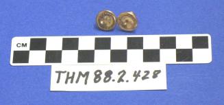 Smartfit brand round shirt studs