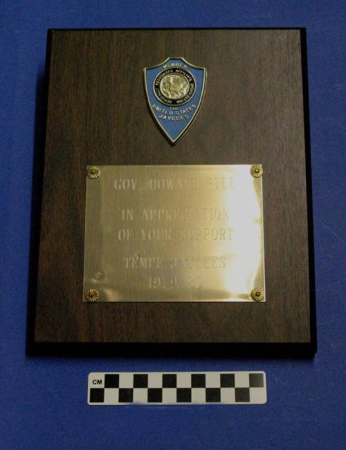 Tempe Jaycees plaque to H. Pyle