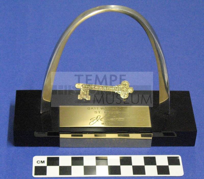 St. Louis Key to the City to Howard Pyle
