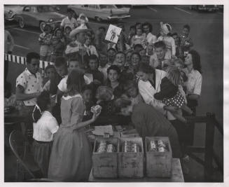Jaycees Western Days:  Lew King Autographing