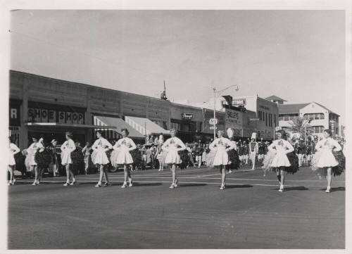 Mill Avenue Parade:  Pom Line