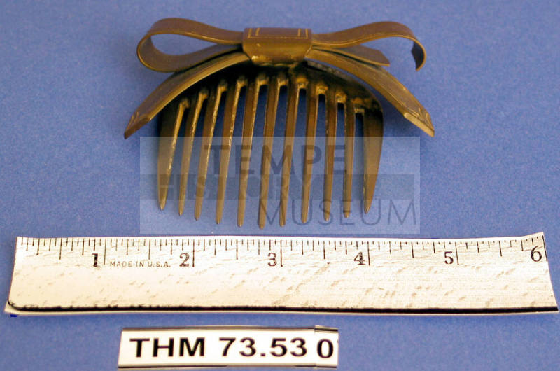 Black comb
