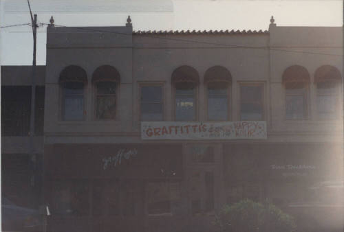 Graffitti's Bar and Night Club - 411 South Mill Avenue, Tempe, Arizona