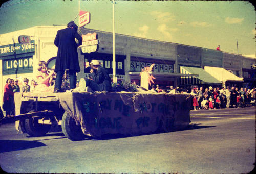 Parade:  'Bury Me Not On the Lone Prairie' Float - Mill Avenue, Tempe