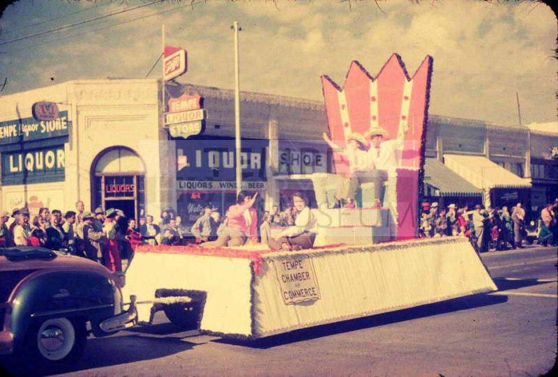 Parade:  Tempe Chamber of Commerce Float - Mill Avenue, Tempe