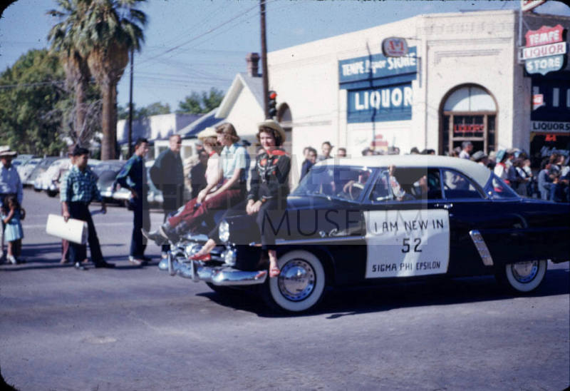 Parade:  Sigma Phi Epsilon Parade Car - Mill Avenue, Tempe