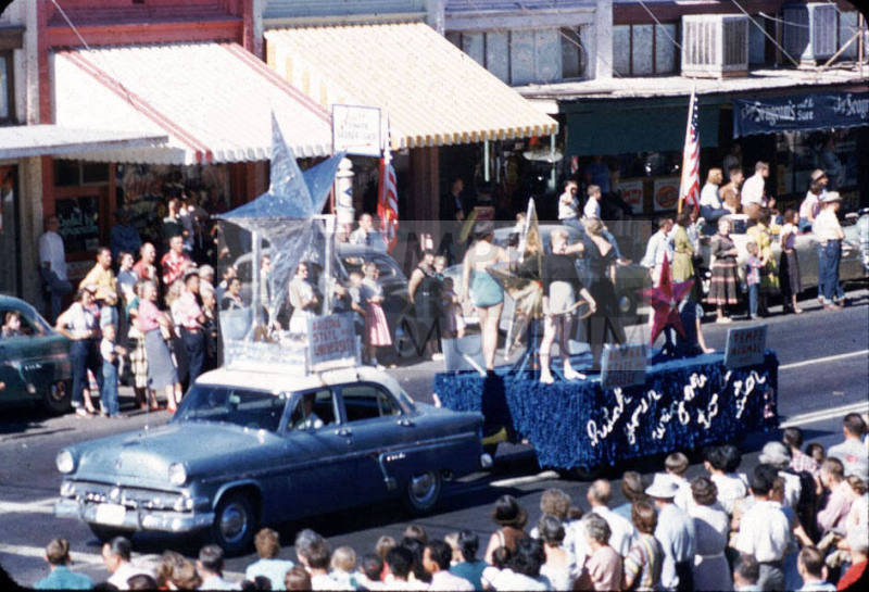 Parade:  "Hitch your Wagon to a Star" Float - Mill Avenue, Tempe