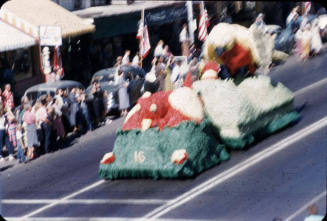 Parade:  Bird Float - Mill Avenue, Tempe