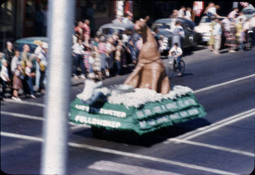 Parade:  Fellowship Float - Mill Avenue, Tempe