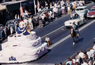 Parade:  ASA Wedding Cake Float - Mill Avenue, Tempe