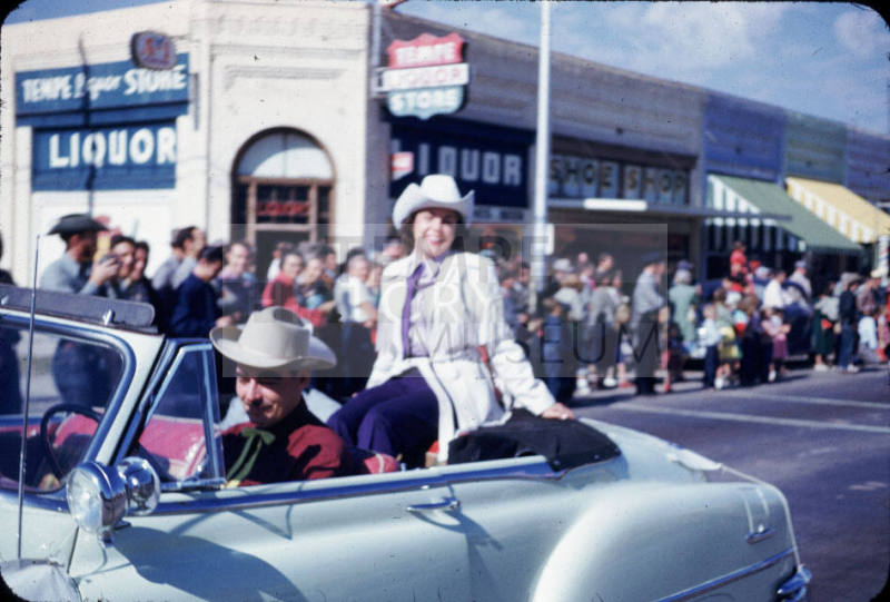 Parade:  Convertible - Mill Avenue, Tempe