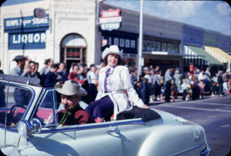 Parade:  Convertible - Mill Avenue, Tempe