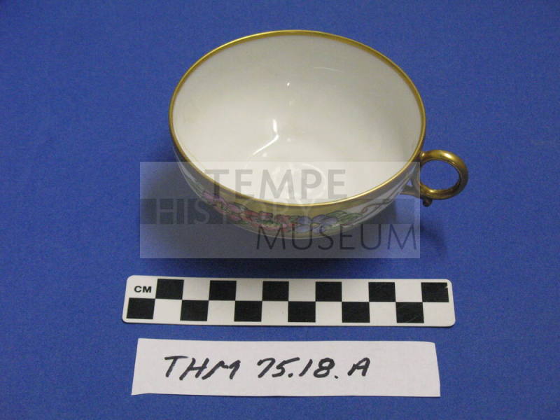 Cup