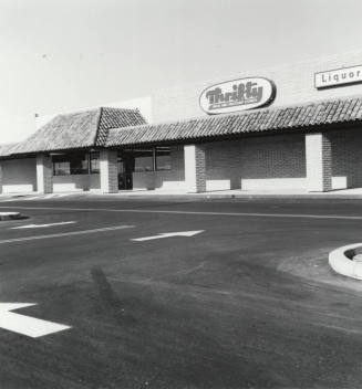 New Thrify Store - Broadway Plaza