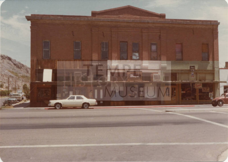 View of 401-403 Mill Avenue