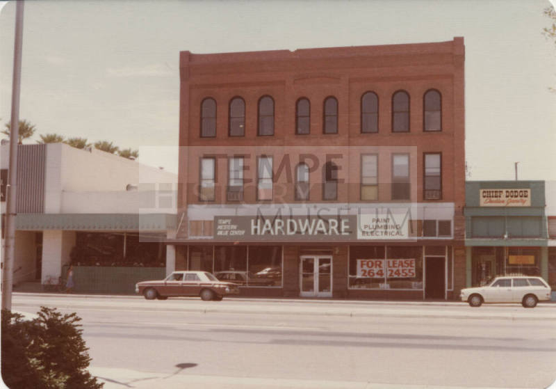 View of Tempe Hardware Company at 520 South Mill Avenue