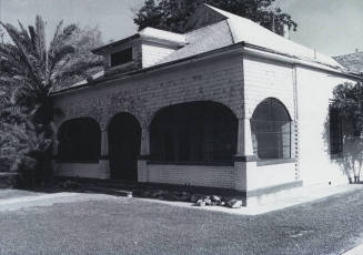 Moeur House on the Northwest Corner of 7th Street and Myrtle Avenue