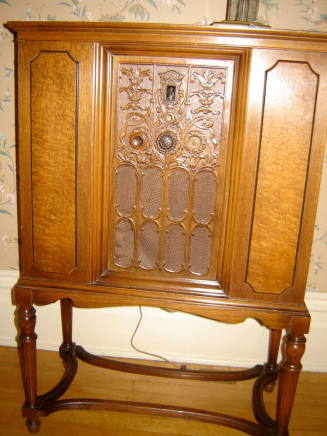 Electric Radio, Wood Standing Model