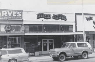 Reverie Antiques - 516 South Mill Avenue, Tempe, Arizona