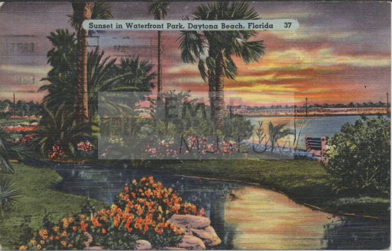 Postcard - Waterfront Park, Daytona Beach, Florida