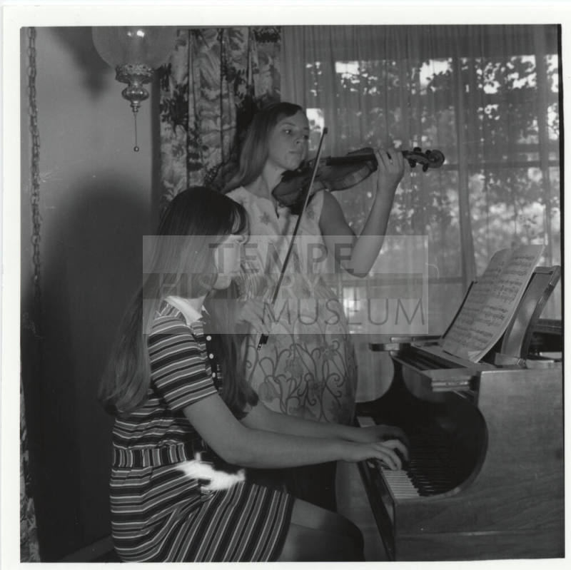 Young pianist and Young violinist